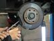 comment nettoyer les disques de frein et les etriers de frein sur une voiture.jpg