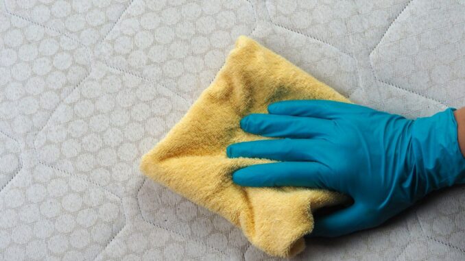 comment bien nettoyer un matelas en profondeur